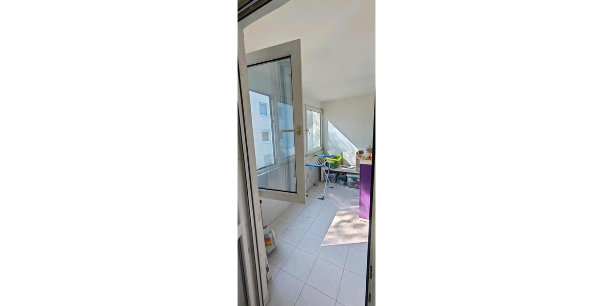 Etagenwohnung Augsburg Oberhausen - 4 Zimmer, 87 m&sup2;, 1.700&euro; | Angebot:26272784