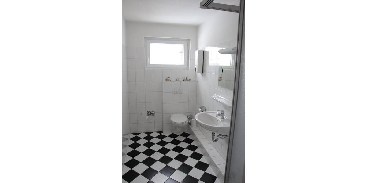 Etagenwohnung Bremen Vegesack - 2 Zimmer, 60 m&sup2;, 550&euro; | Angebot:26677899