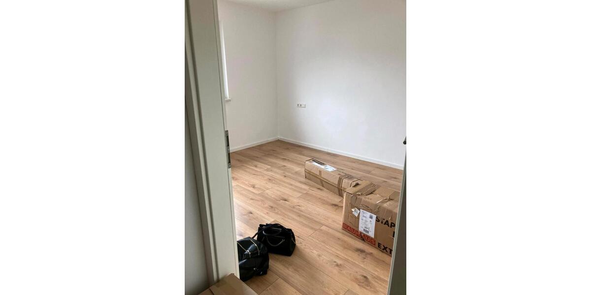 Etagenwohnung Schorndorf - 2 Zimmer, 62 m&sup2;, 1.010&euro; | Angebot:26704410