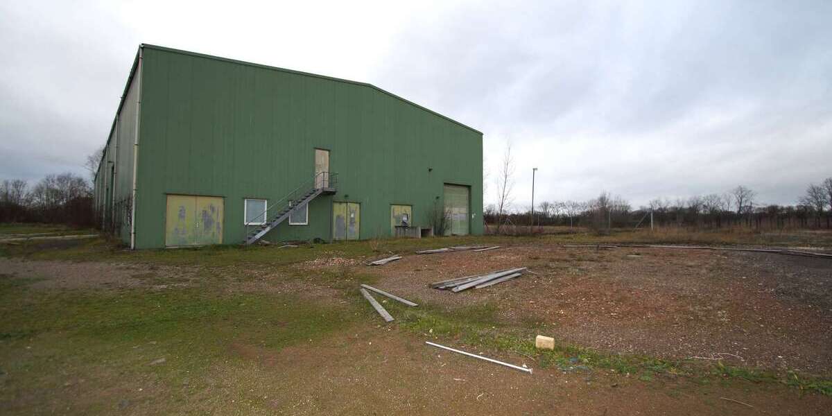 ++Gewerbehof mit Lagerhalle und Bürohaus an der B186++ zimmer