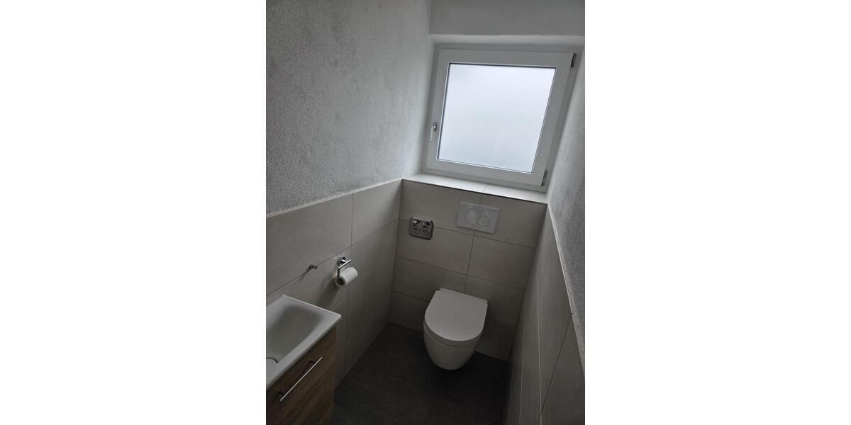 Erdgeschoßwohnung Mühldorf am Inn - 5 Zimmer, 120 m&sup2;, 1.250&euro; | Angebot:26561825