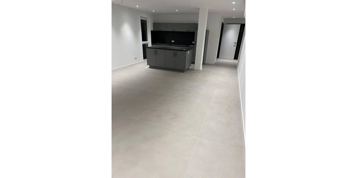 Etagenwohnung Hausach - 2 Zimmer, 80 m&sup2;, 1.200&euro; | Angebot:26840378