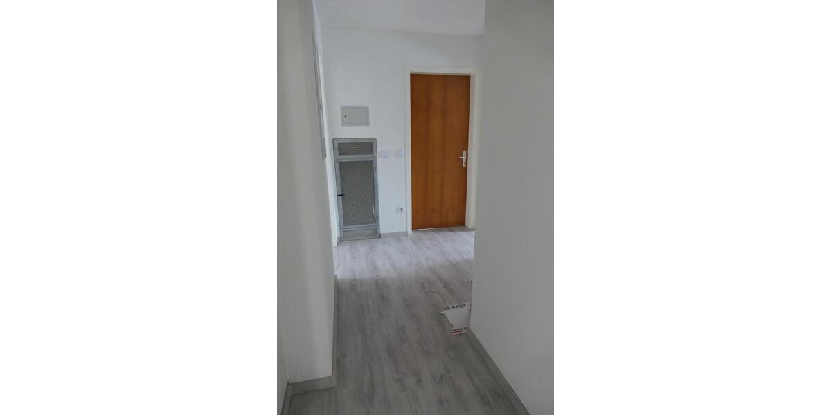 Erdgeschoßwohnung Münsingen - 3 Zimmer, 80 m&sup2;, 850&euro; | Angebot:26153650