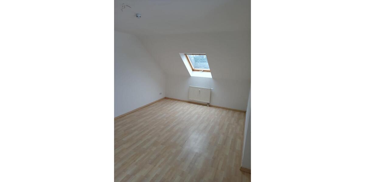 Dachgeschoßwohnung Großschirma - 2 Zimmer, 59 m&sup2;, 420&euro; | Angebot:25762271