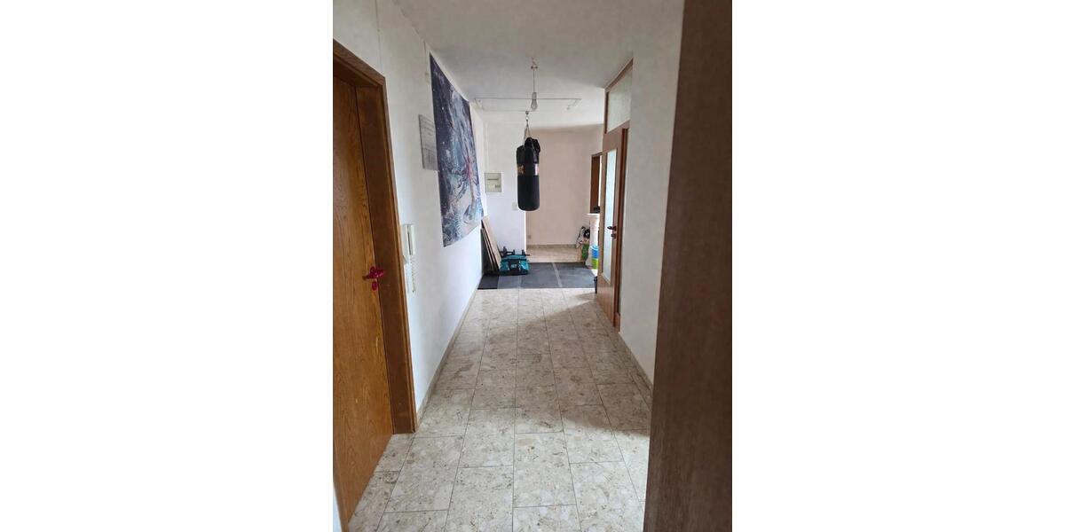 Dachgeschoßwohnung Hermeskeil - 3 Zimmer, 110 m&sup2;, 700&euro; | Angebot:26023348