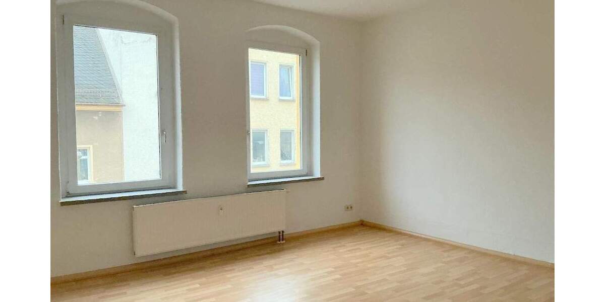 Etagenwohnung Limbach-Oberfrohna Oberfrohna - 2 Zimmer, 75 m&sup2;, 320&euro; | Angebot:25928876