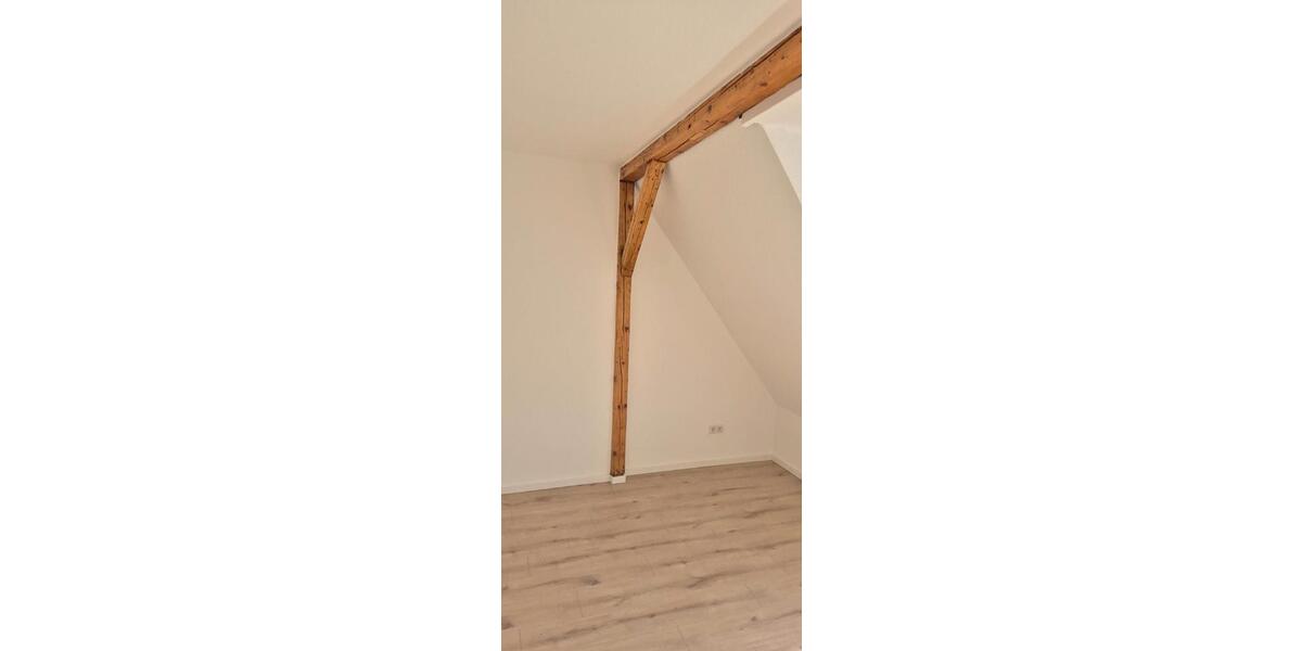 Dachgeschoßwohnung Hude (Oldenburg) - 3 Zimmer, 98 m&sup2;, 900&euro; | Angebot:26433484