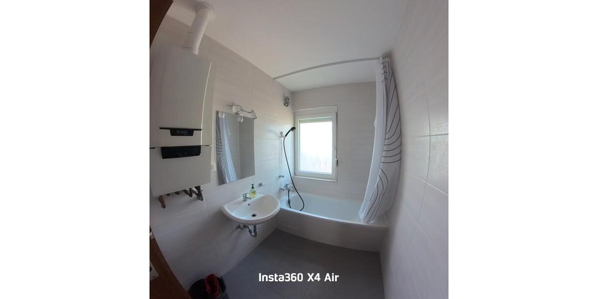 Dachgeschoßwohnung Ellwangen (Jagst) - 4 Zimmer, 80 m&sup2;, 790&euro; | Angebot:26679245