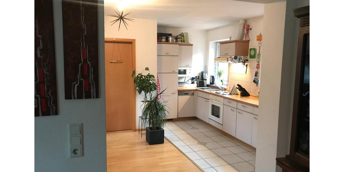 Dachgeschoßwohnung Bovenden - 3 Zimmer, 83 m&sup2;, 1.050&euro; | Angebot:24915872