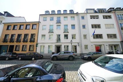 Düsseldorf-Carlstadt - Möblierte 2-Zimmer-Wohnung mit Aufzug und Balkon zimmer