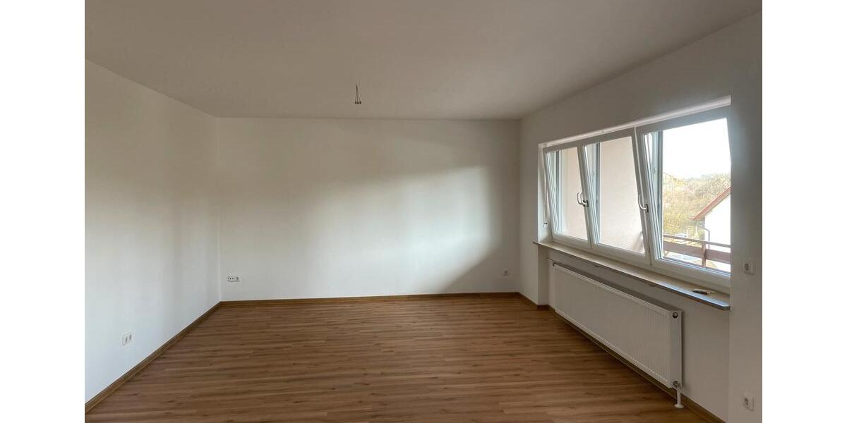 Etagenwohnung Weiden in der Oberpfalz - 4 Zimmer, 86 m&sup2;, 1.015&euro; | Angebot:25310546