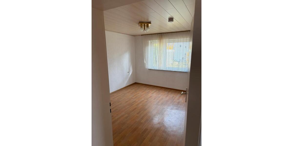 Erdgeschoßwohnung Eislingen (Fils) - 3 Zimmer, 55 m&sup2;, 850&euro; | Angebot:26266017