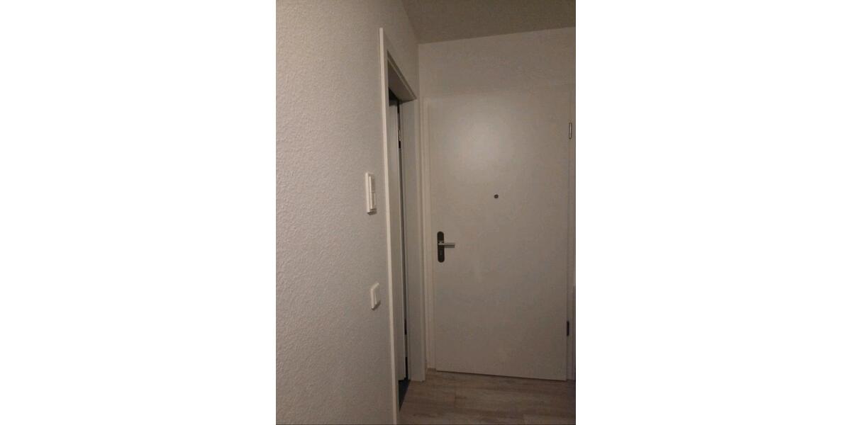 Etagenwohnung Köln Kalk - 1 Zimmer, 27 m&sup2;, 655&euro; | Angebot:26278535