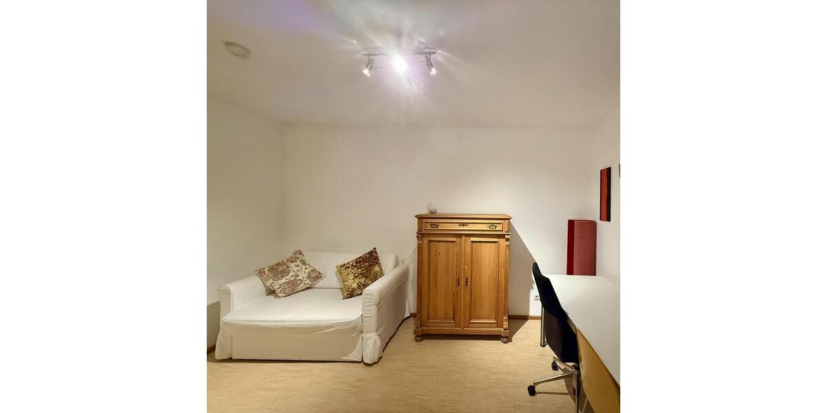 Sillenbuch: Zimmer im Grünen, gerne an Pendler 1 zimmer