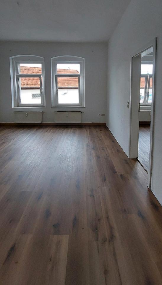 2 Zimmer Wohnung in Oelsnitz 08606