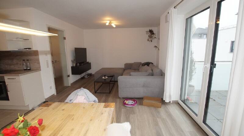 Etagenwohnung Straubing - 3 Zimmer, 76 m&sup2;, 900&euro; | Angebot:26128829