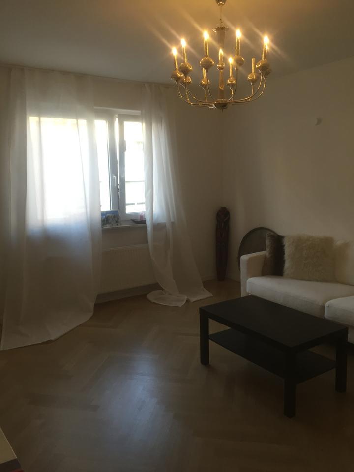 3-Zimmer-Wohnung im Zentrum von Bad-Cannstatt zimmer