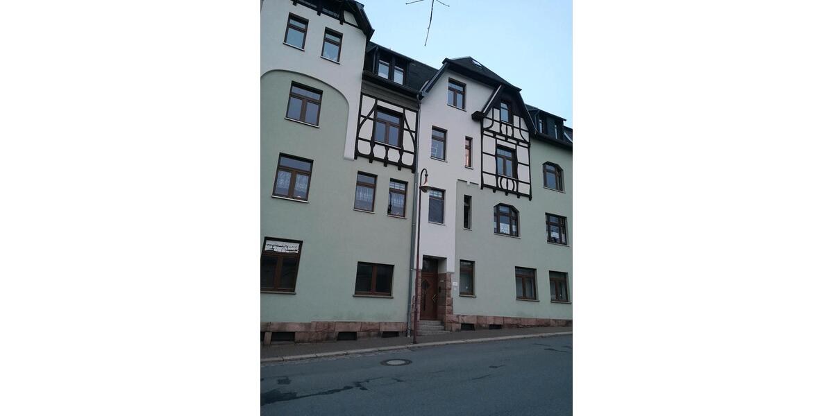 Etagenwohnung Lößnitz - 4 Zimmer, 90 m&sup2;, 750&euro; | Angebot:25790615