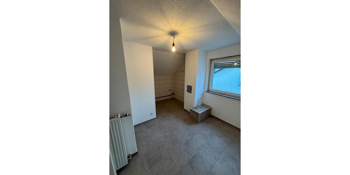 Dachgeschoßwohnung Albstadt Gemarkung Onstmettingen - 1.5 Zimmer, 45 m&sup2;, 500&euro; | Angebot:25887928