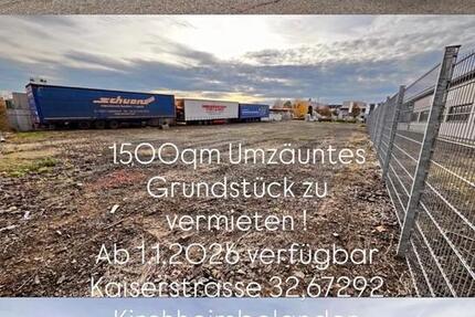 Eingezäuntes Grundstück zimmer