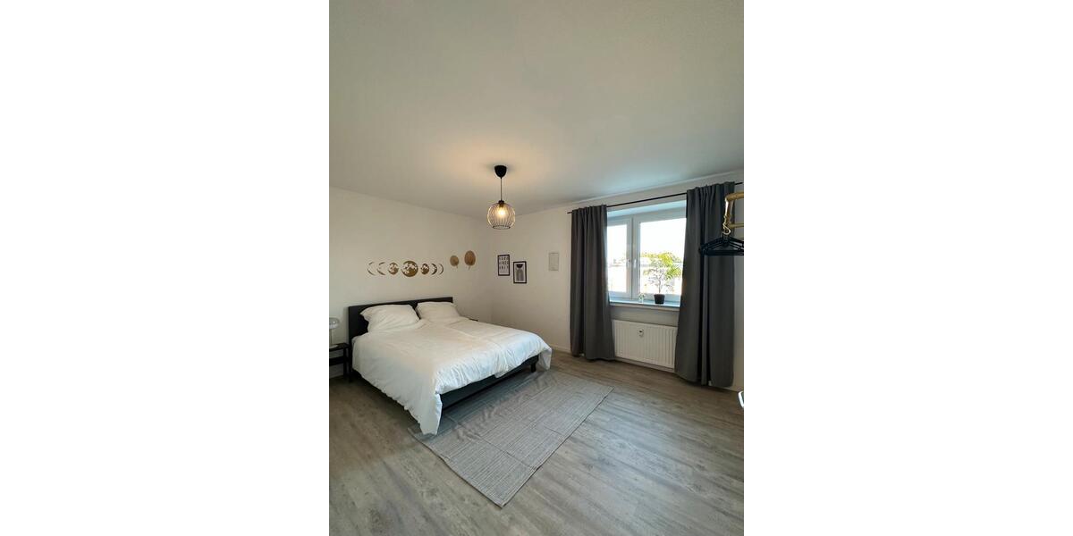 Wohnen auf Zeit Bielefeld Senne - 3 Zimmer, 90 m&sup2;, 1.590&euro; | Angebot:25883694