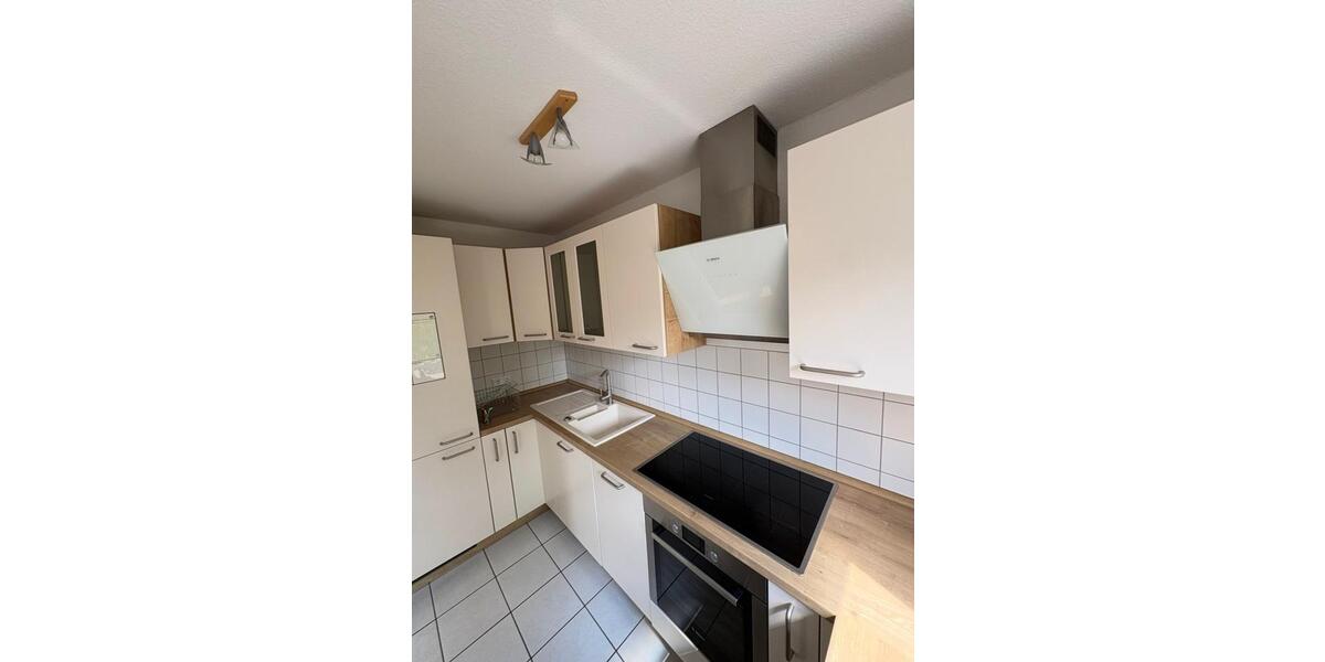 Etagenwohnung Butzbach - 3 Zimmer, 80 m&sup2;, 950&euro; | Angebot:26459859