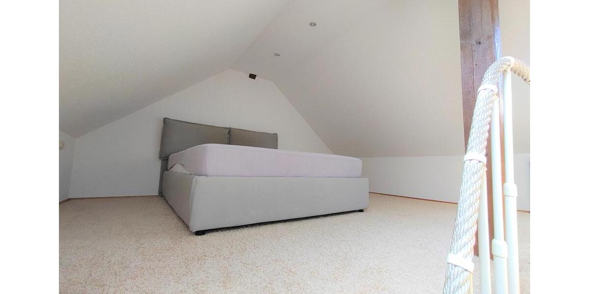 Etagenwohnung Ebersbach-Neugersdorf Neugersdorf - 1 Zimmer, 80 m&sup2;, 450&euro; | Angebot:25646193