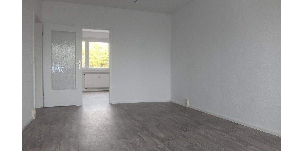 Etagenwohnung Döbeln Sörmitz - 3 Zimmer, 58 m&sup2;, 329&euro; | Angebot:25916521