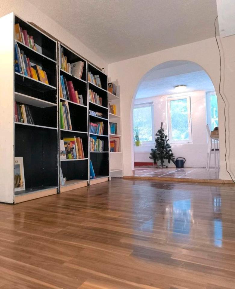 WG-Zimmer ab sofort frei – 375 € warm!