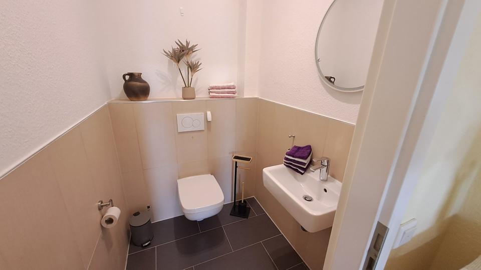 Wohnen auf Zeit Leverkusen - 2 Zimmer, 86 m&sup2;, 1.200&euro; | Angebot:23595088