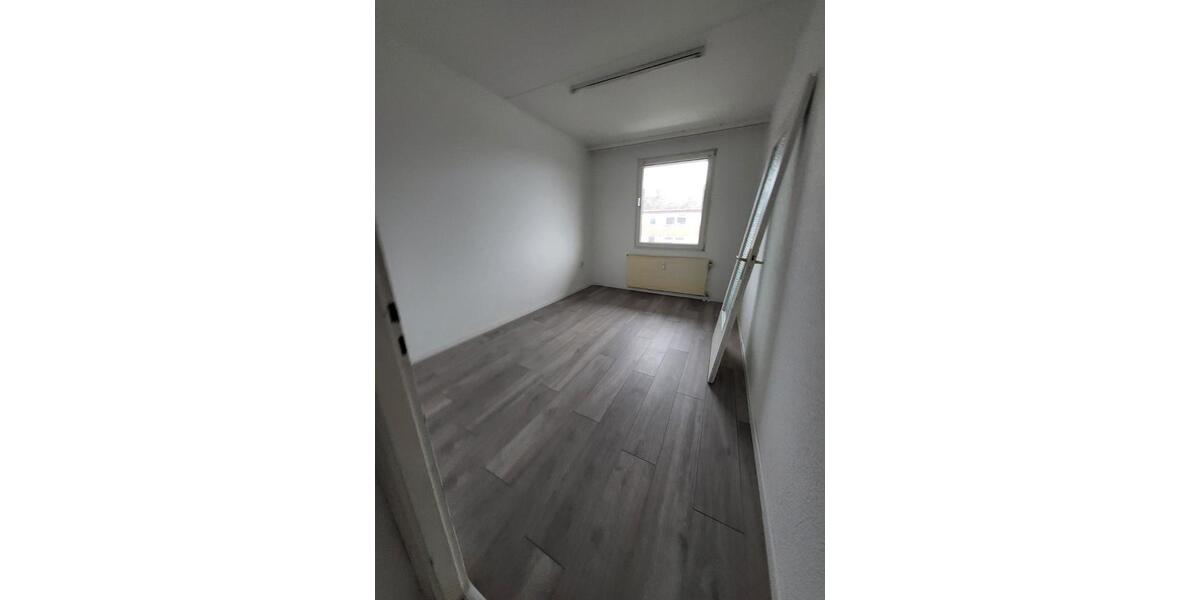 Etagenwohnung Schleswig - 4 Zimmer, 82 m&sup2;, 520&euro; | Angebot:26083696