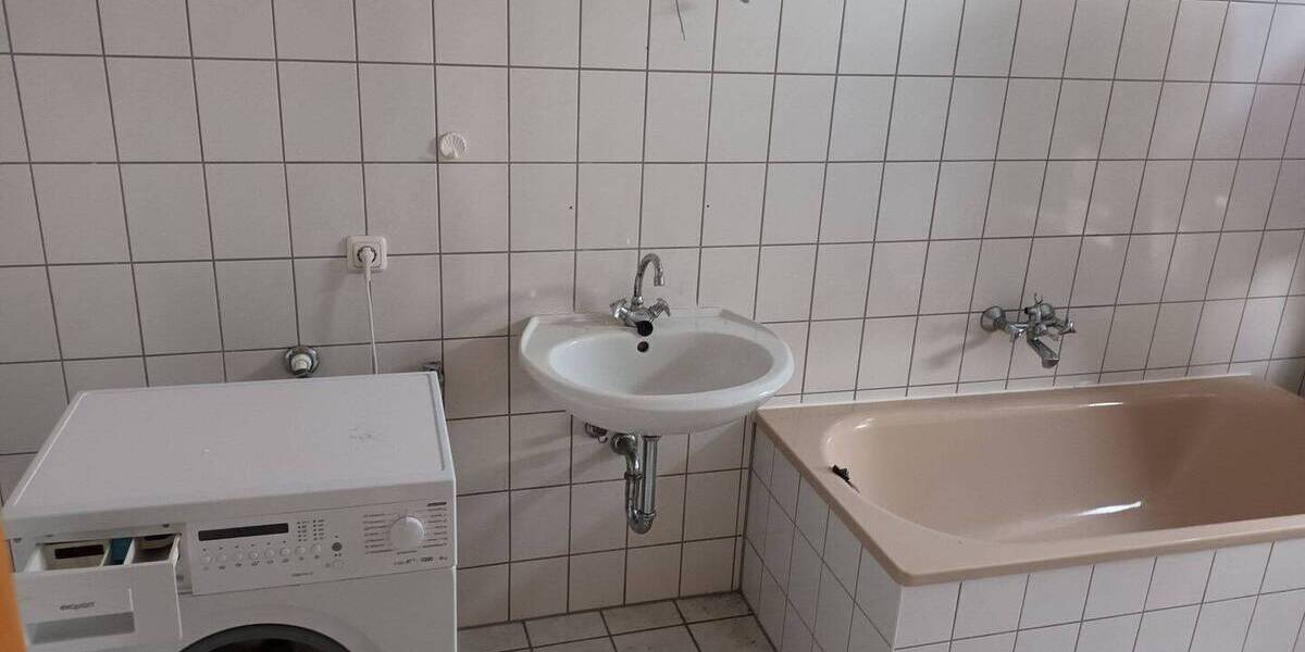 Etagenwohnung Ellrich - 3 Zimmer, 71 m&sup2;, 315&euro; | Angebot:25697830