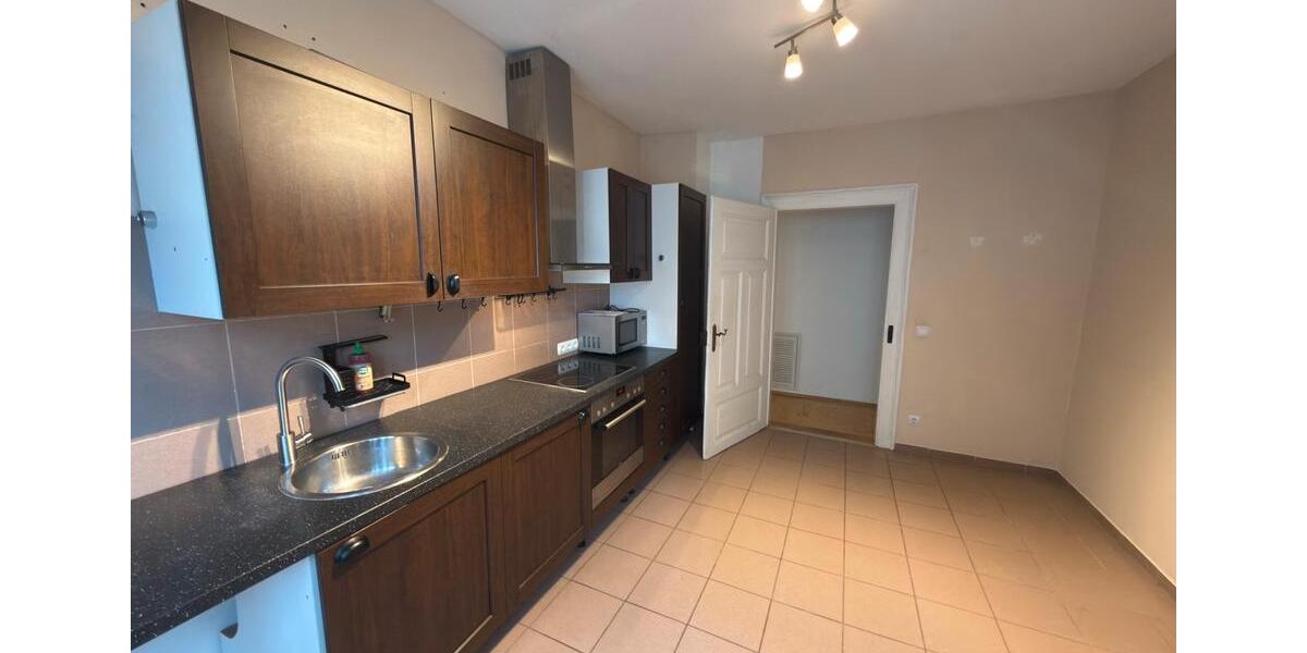 Etagenwohnung Weinheim - 3 Zimmer, 75 m&sup2;, 830&euro; | Angebot:24876879