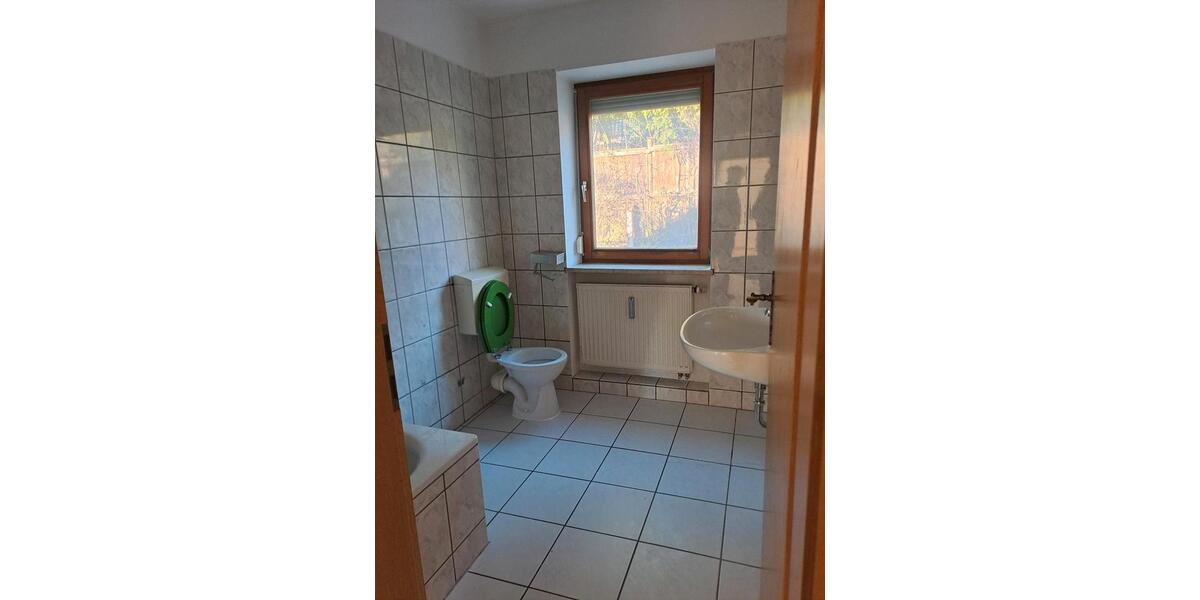 Etagenwohnung Mallersdorf-Pfaffenberg Pfaffenberg - 3 Zimmer, 68 m&sup2;, 550&euro; | Angebot:25392043