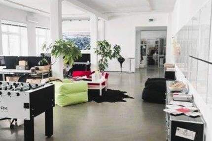 Heller Loft-Schreibtischplatz im Unterbilk - kreativ & flexibel arbeiten zimmer