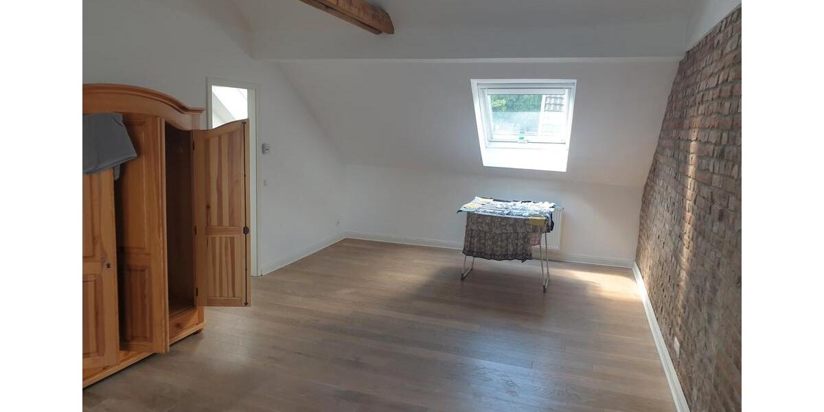 Wohnen auf Zeit Bonn Friesdorf - 4 Zimmer, 135 m&sup2;, 1.900&euro; | Angebot:26679585