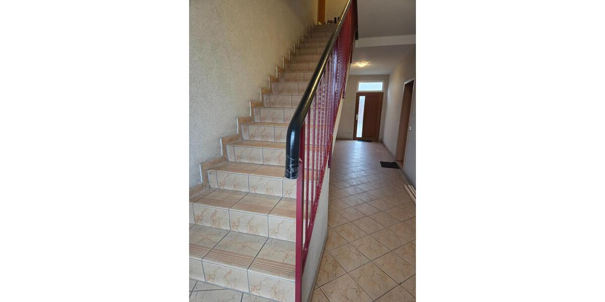 Dachgeschoßwohnung Forst (Lausitz) - 1 Zimmer, 60 m&sup2;, 360&euro; | Angebot:24962955