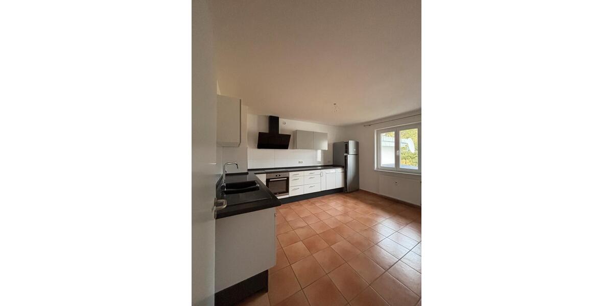 Maisonettenwohnung Trossingen - 3 Zimmer, 84 m&sup2;, 900&euro; | Angebot:26004501