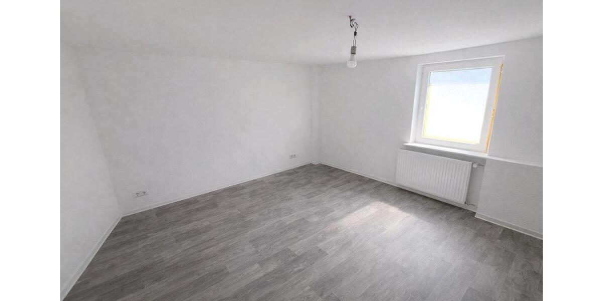 Einfamilienhaus Allendorf (Lumda) - 5.5 Zimmer, 150 m&sup2;, 1.300&euro; | Angebot:25872765