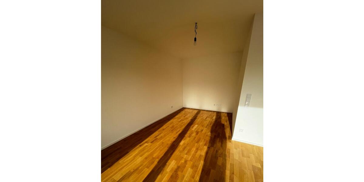 Dachgeschoßwohnung Schorndorf - 3 Zimmer, 97 m&sup2;, 1.360&euro; | Angebot:26545749