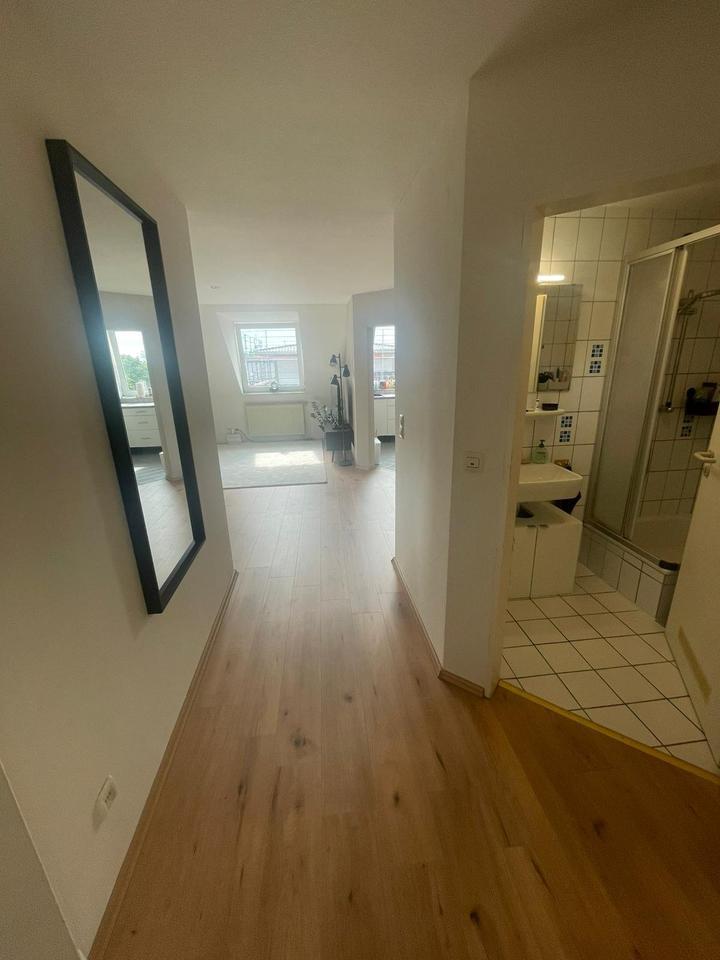 3-Zimmer-Dachgeschoss-Wohnung in Uni-Nähe von Paderborn