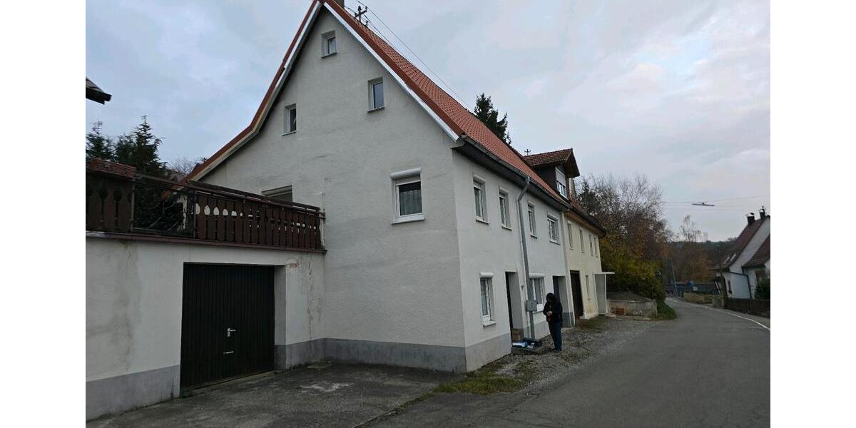 Haus zu Mieten 10 zimmer
