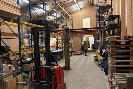 Beheizte Halle Lager in Wörrstadt ab 100qm zu vermieten Büro zimmer