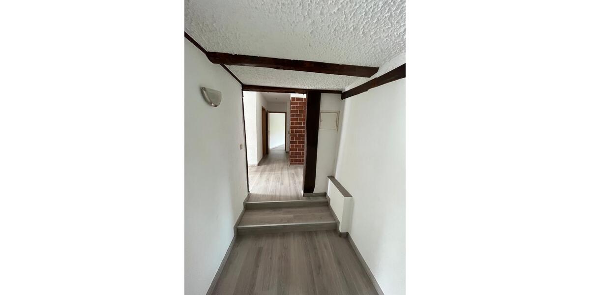 Wohnung 3-Zimmerwohnung mit Garten und Garage auf dem Land 3 zimmer