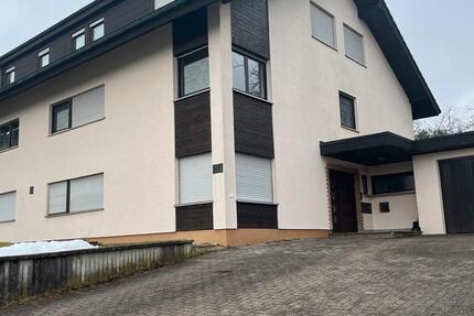 Wohnung Buchen (Odenwald) - 6 Zimmer, 1 m&sup2;, 900&euro; | Angebot:24857806