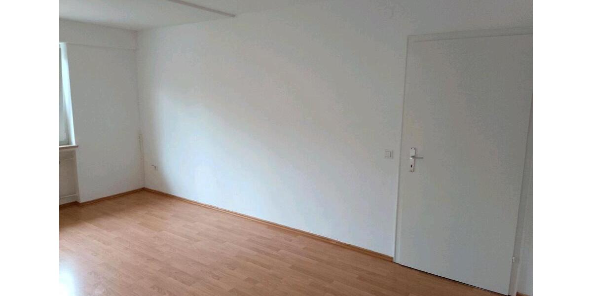Erdgeschoßwohnung Marktoffingen - 4 Zimmer, 110 m&sup2;, 800&euro; | Angebot:26391745