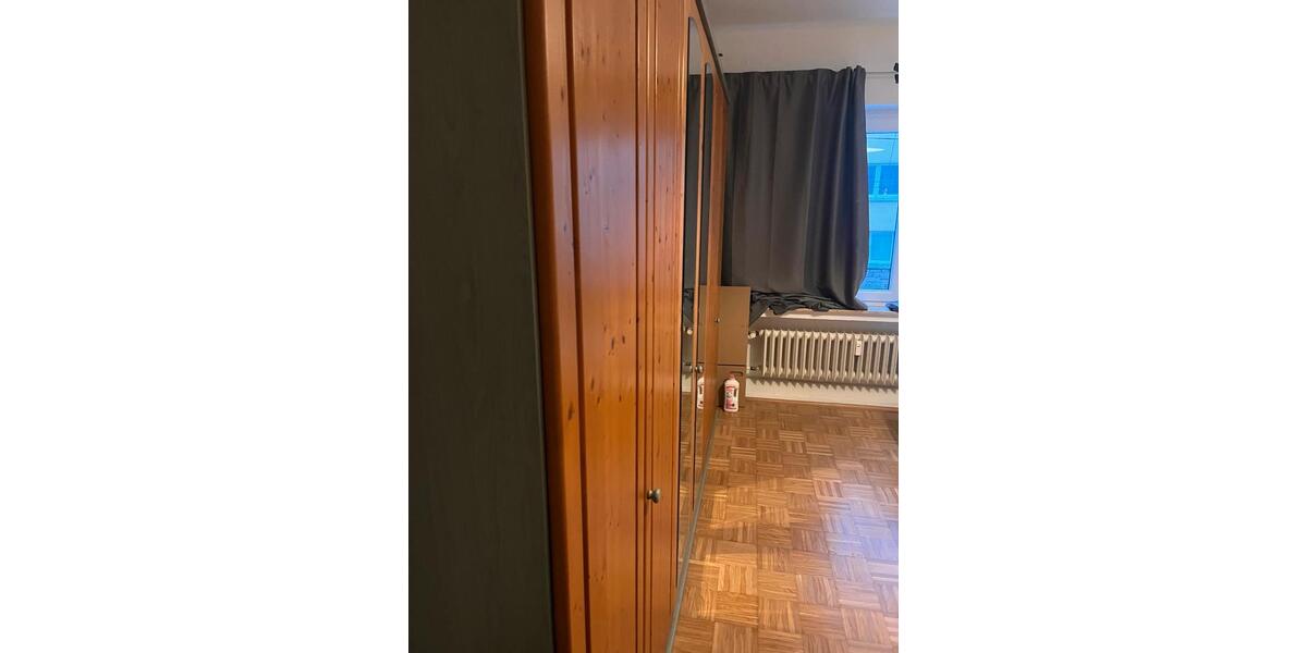 Wohnen auf Zeit Essen Stadtbezirk II - 4 Zimmer, 16 m&sup2;, 360&euro; | Angebot:26421636