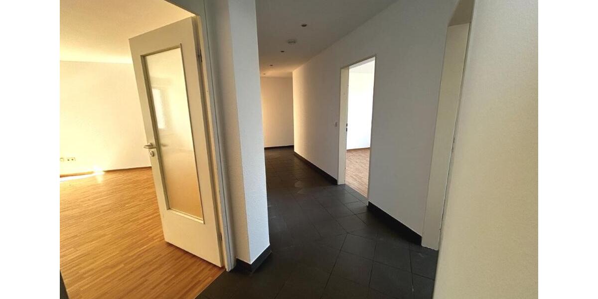 Großzügig 4-Zimmerwohnung zur Miete in Hannover-Ricklingen - Wentzel-Dr. 4 zimmer