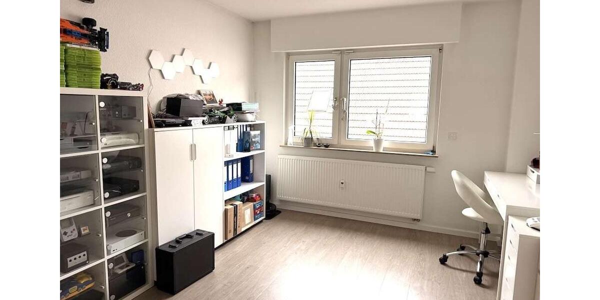 Etagenwohnung Mörfelden-Walldorf Walldorf - 3 Zimmer, 96 m&sup2;, 1.350&euro; | Angebot:24876102
