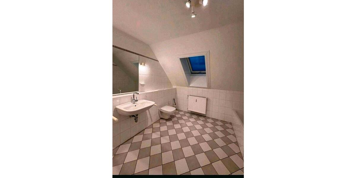 Etagenwohnung Jembke - 2 Zimmer, 105 m&sup2;, 1.050&euro; | Angebot:26038864